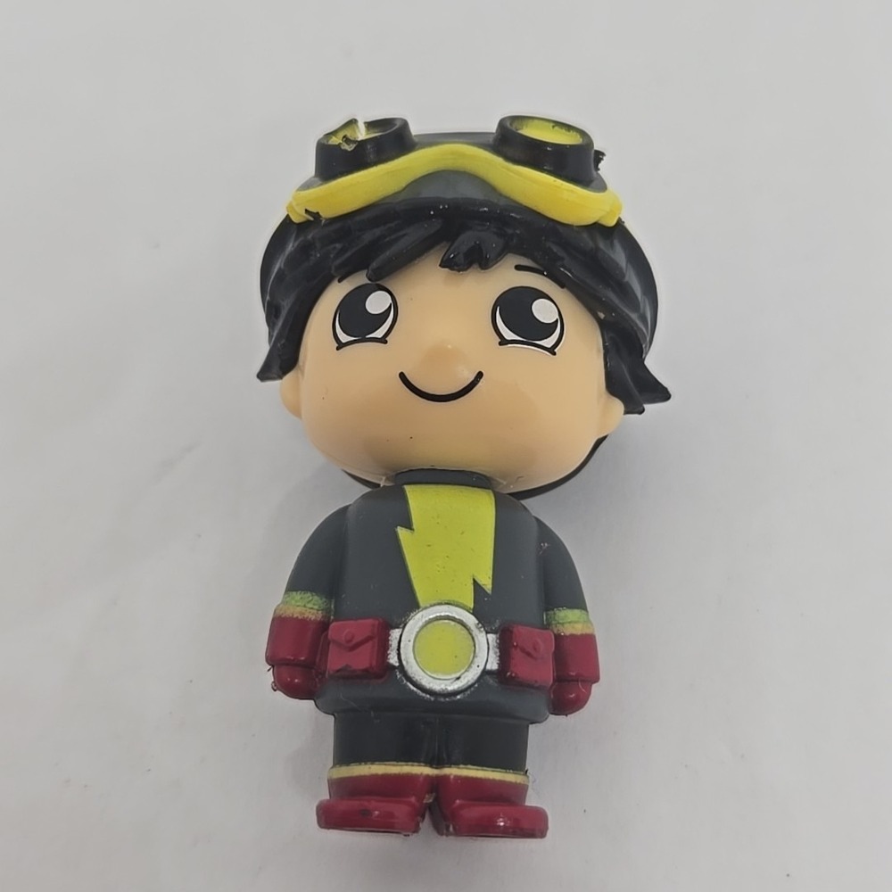 Bonkers Ryans World Super Spy Ryan Mini Figure 2 Inch Multicolor Toy Figure